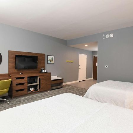 Hampton Inn & Suites Cincinnati Liberty Township Уэст-Честер Экстерьер фото